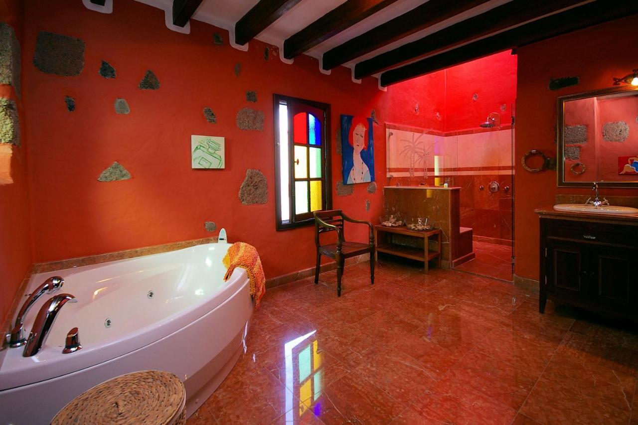 Luxe Villa Haria Private Indoor Pool By PVL Exterior foto